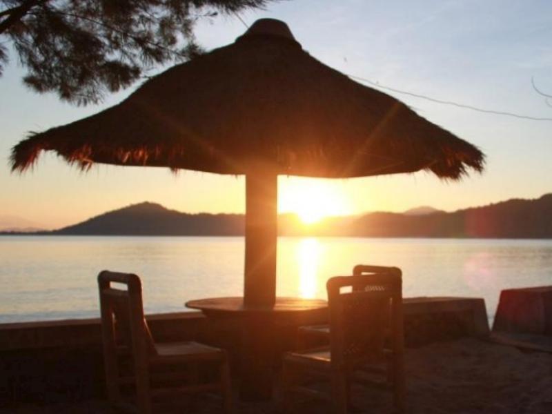 Krisna Bungalows And Restaurant Sekotong Exterior foto